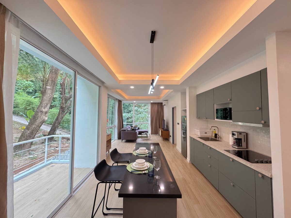 Luxury Hillside Residence Surrounded by Lush Tropical Nature - Tropical Living Kamala Hillside