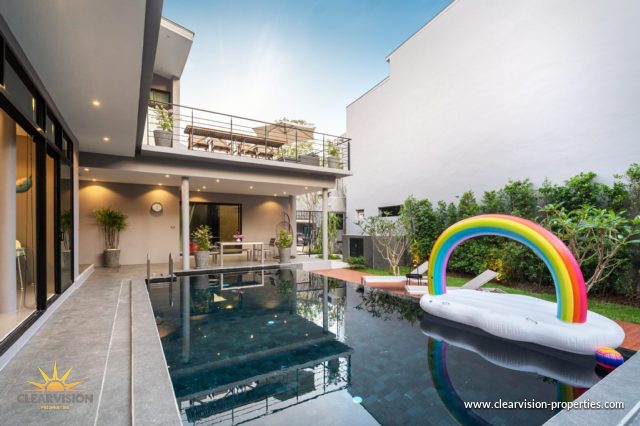 Contemporary Luxury Pool Villa with Spacious Outdoor Terrace - La Belle Pool Villa Phuket