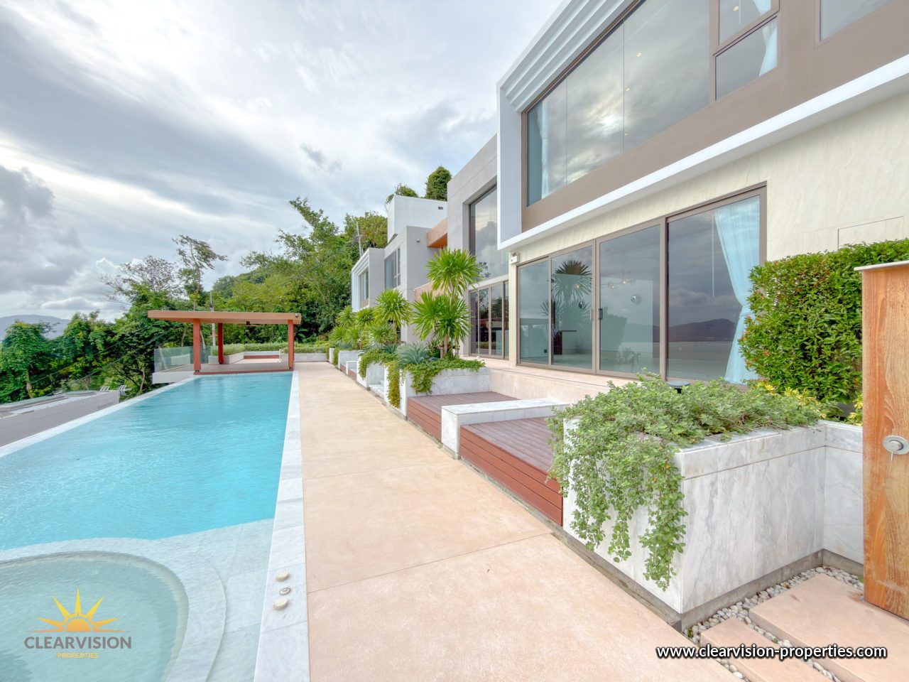 Private Hillside Pool Villa with Panoramic Sea Views