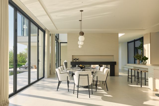 Luxury Family Pool Villa with Spacious Garden and Pool