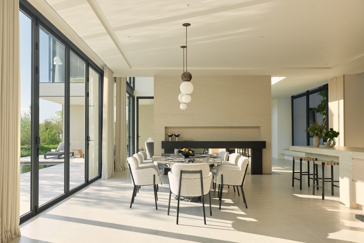 Luxury Family Pool Villa with Spacious Garden and Pool - Extrava