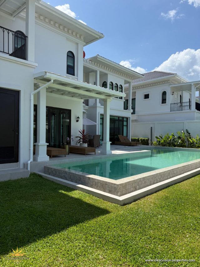 Mediterranean-Inspired Villa with Spacious Outdoor Living - 3 Bed - Villa