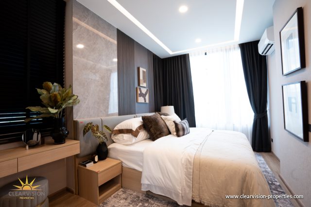 Pet-Friendly Residence with Pool and Fitness Club