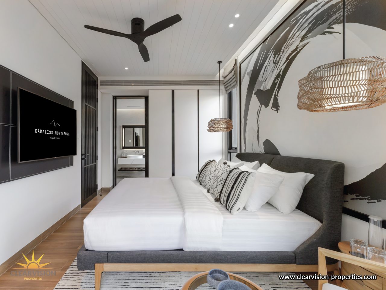 Lakeside Condominium with Resort-Style Facilities - Studio