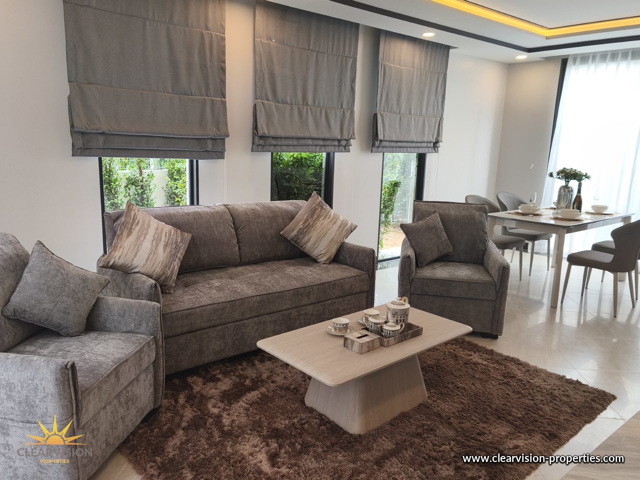 Beachside Apartments with Relaxed Outdoor Living - 2 Bed Seaview
