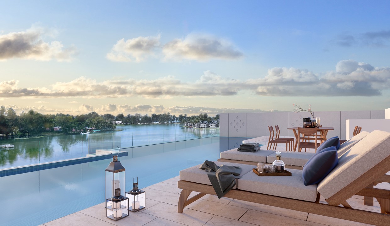 Rooftop pool (Homepage Gallery Standard)