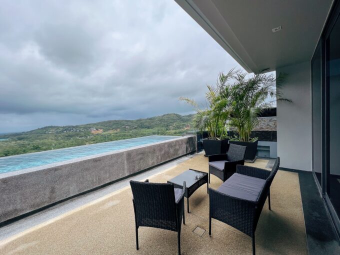 Nice ocean view 2 bedrooms with a private pool