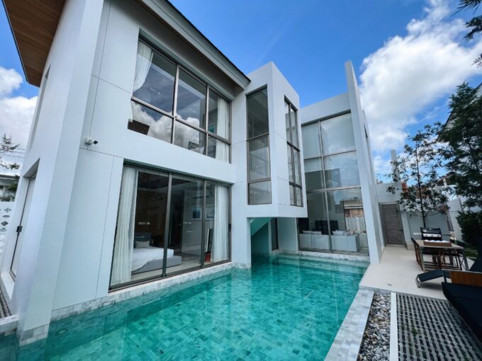 3-bedroom pool villa crafted by one of Phuket’s leading developers.