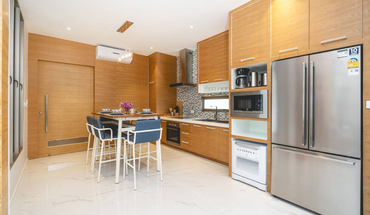 9e0a6802-6ea2-4f7c-81d2-f5e4316e1801